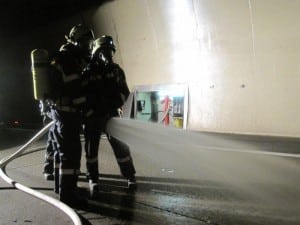 Atemschutzübung im Tunnel