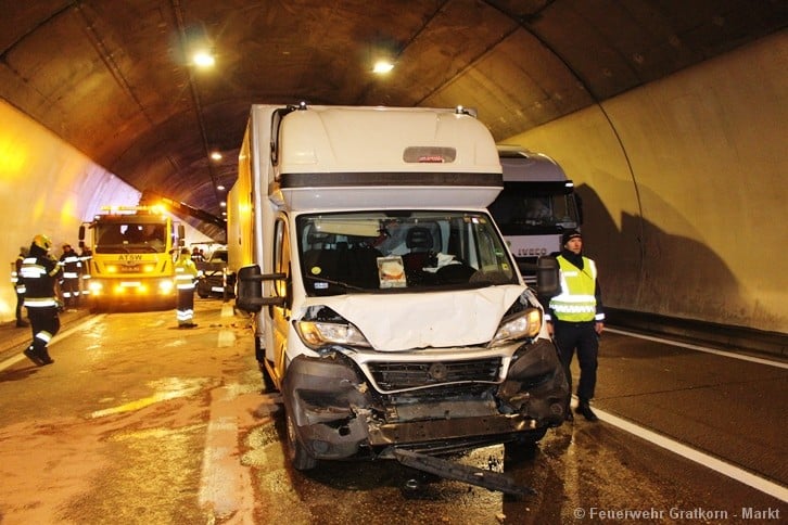 Verkehrsunfall A9 im Gratkorntunnel