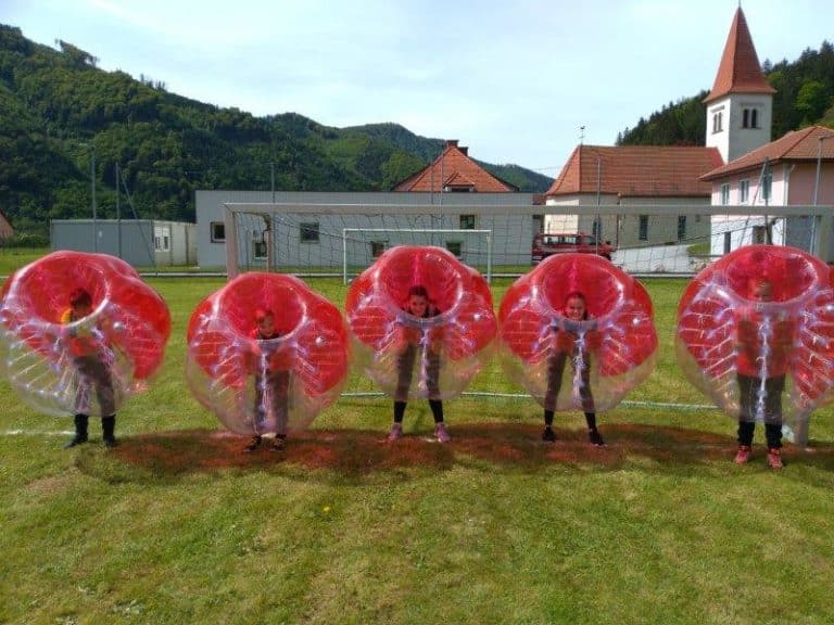 BubbleSoccer_110519